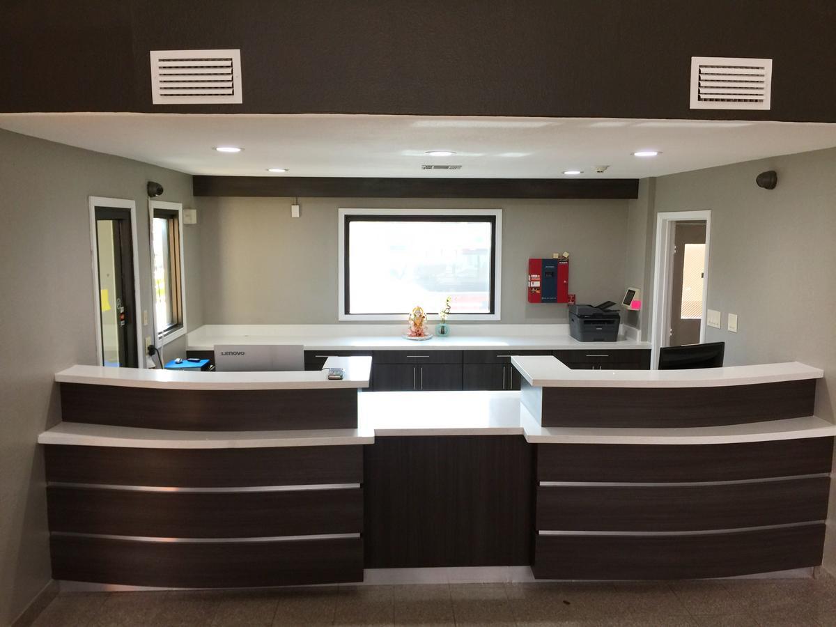 Eldon Americas Best Value Inn & Suites Mont Belvieu Houston מראה חיצוני תמונה