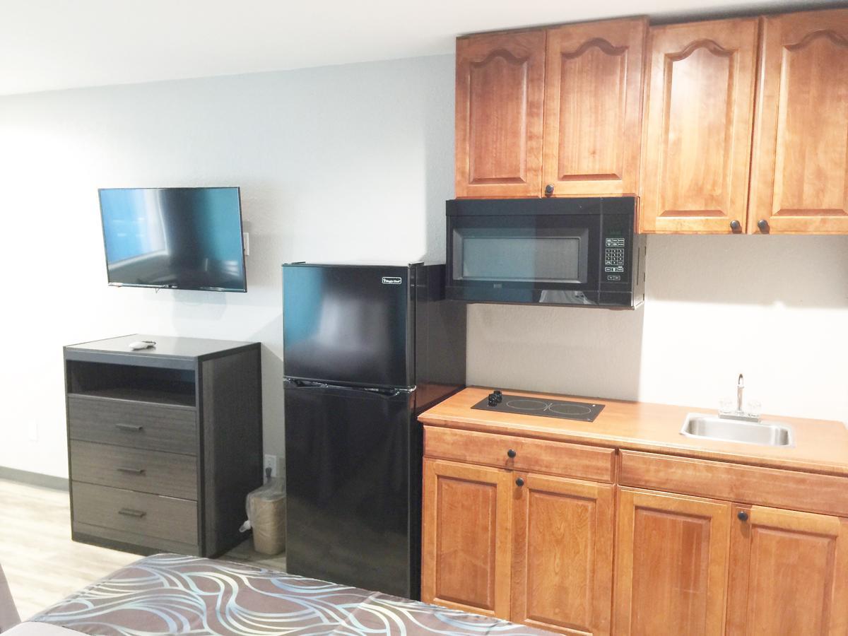 Eldon Americas Best Value Inn & Suites Mont Belvieu Houston מראה חיצוני תמונה