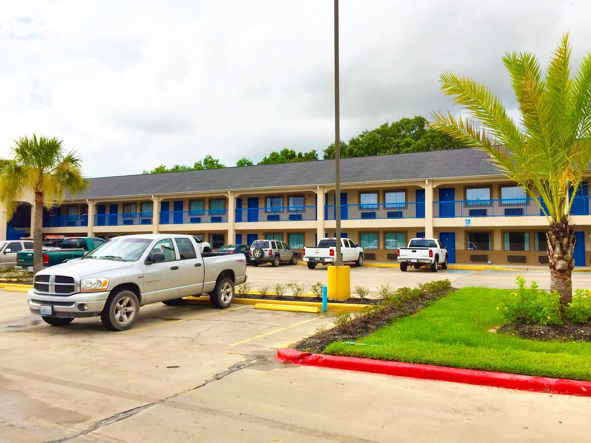 Eldon Americas Best Value Inn & Suites Mont Belvieu Houston מראה חיצוני תמונה
